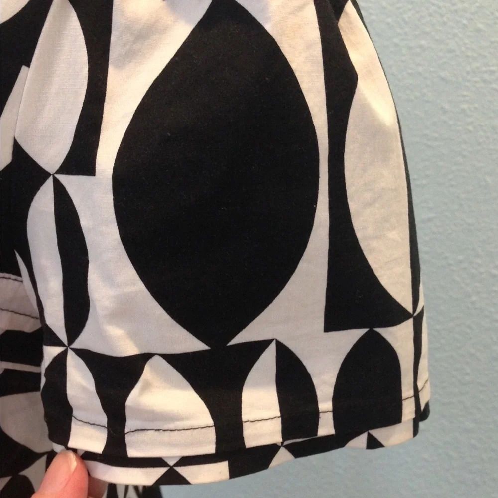 Maggy London Geometric Dress Size 6 VGUC - Picture 3 of 4